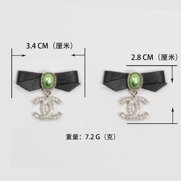 シャネルアクセサリー正面デザイン